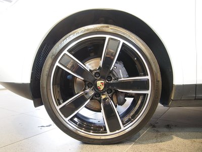PORSCHE CAYENNE - 9