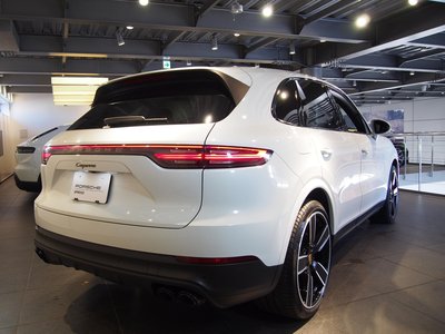 PORSCHE CAYENNE - 5