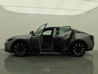 TOYOTA CROWN CROSSOVER - 2