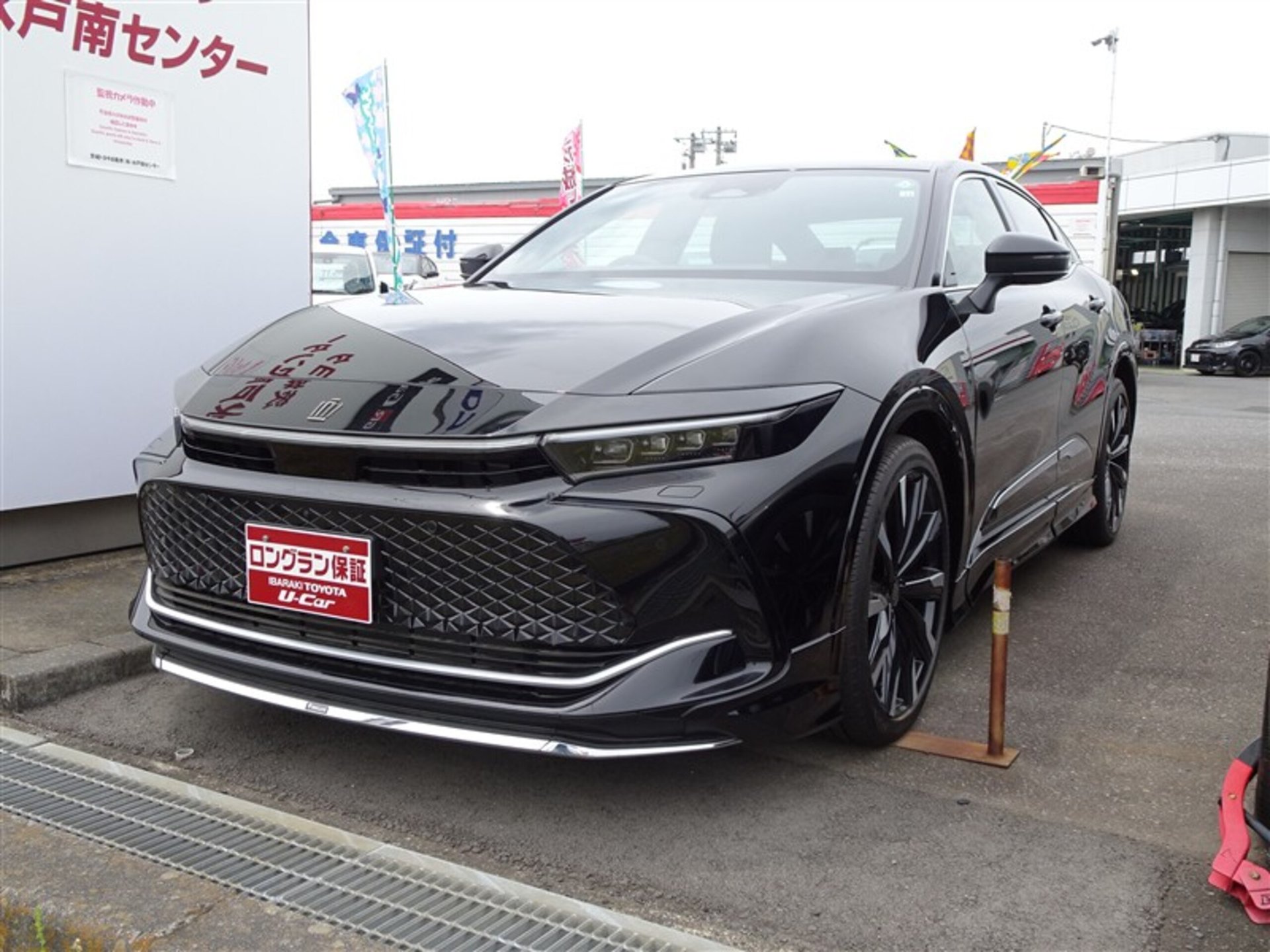 TOYOTA CROWN CROSSOVER - View 1