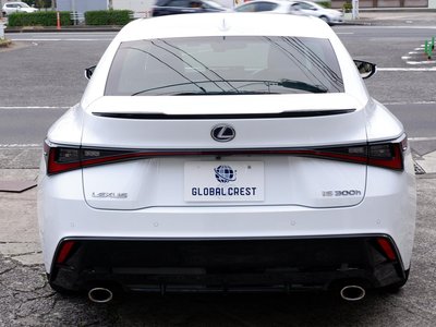 LEXUS IS - 3