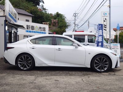 LEXUS IS - 4