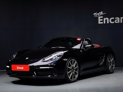 2017 Porsche 718 — фото 1
