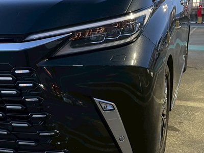 2024 Lexus LM — миниатюра 27