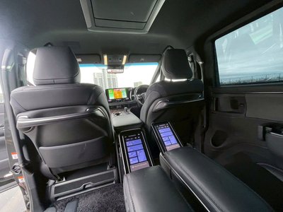 2024 Lexus LM — миниатюра 112