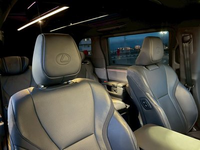 2024 Lexus LM — миниатюра 60