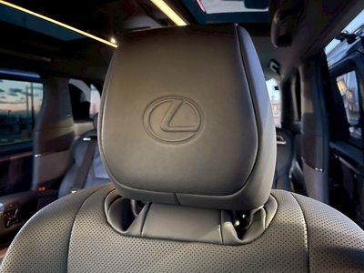 2024 Lexus LM — миниатюра 117