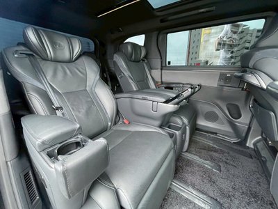 2024 Lexus LM — миниатюра 72