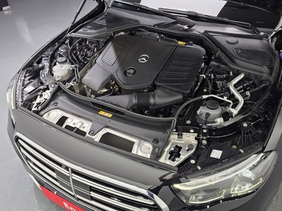 صورة 7 لـ 2024 Mercedes-BENZ E-CLASS
