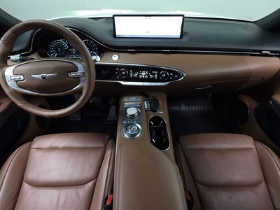 صورة 5 لـ 2022 Genesis GV70