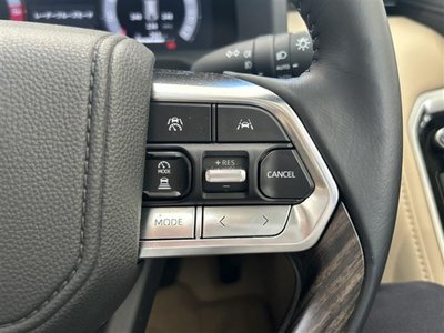 TOYOTA LAND CRUISER 300 - 9
