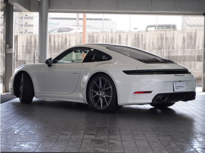 PORSCHE 911 - 6