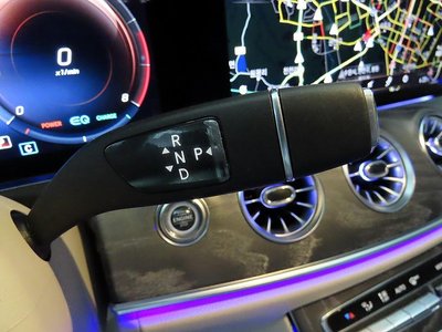 MERCEDES-BENZ E-CLASS - 9