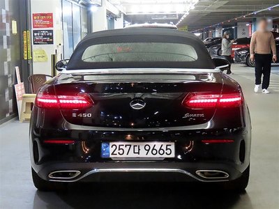 MERCEDES-BENZ E-CLASS - 3