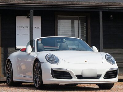 PORSCHE 911 CABRIOLET