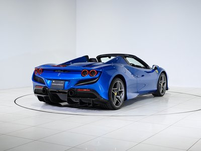 FERRARI F8 SPIDER - 8