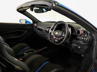 FERRARI F8 SPIDER - 2