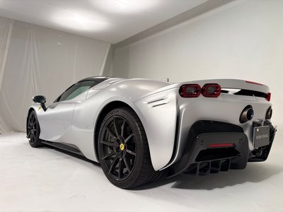 2021 Ferrari SF90 SPIDER — фото 6