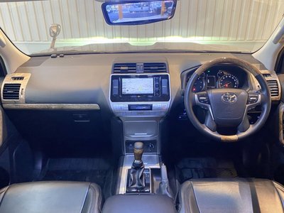 TOYOTA LAND CRUISER PRADO - 2