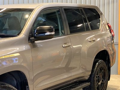 TOYOTA LAND CRUISER PRADO - 8