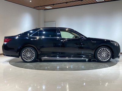 TOYOTA CROWN - 8