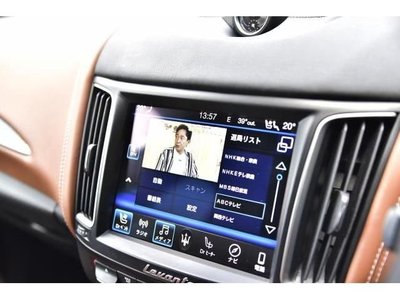 صورة 5 لـ 2020 Maserati LEVANTE