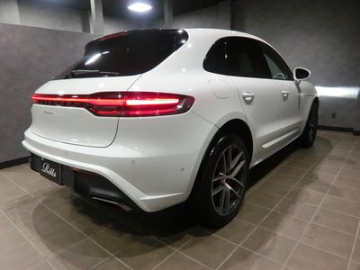 PORSCHE MACAN - 6