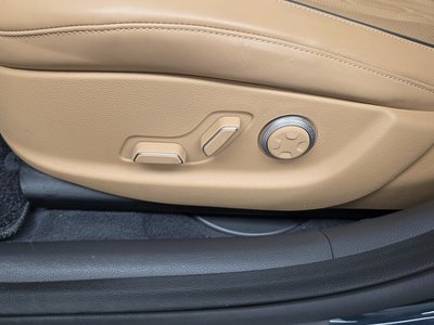 2022 Genesis G80 (RG3) thumbnail 31