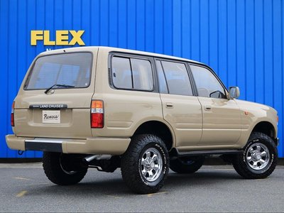 TOYOTA LAND CRUISER 80 - 7