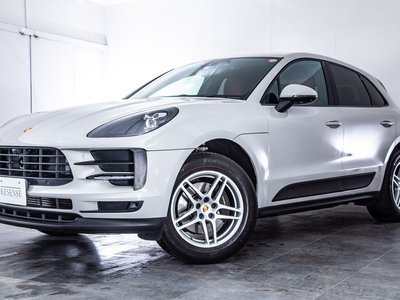 PORSCHE MACAN - 9