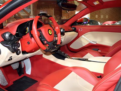 FERRARI F12 BERLINETTA - 8