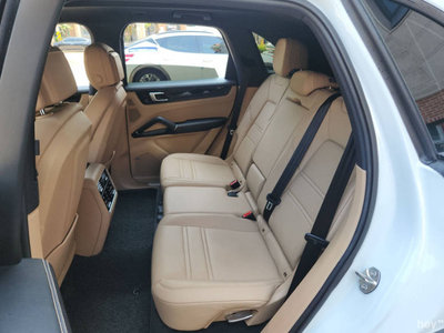 PORSCHE CAYENNE - 4