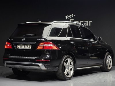 MERCEDES-BENZ M-CLASS - 3