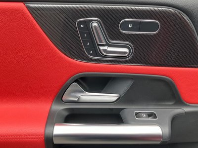 MERCEDES-BENZ GLA - 10