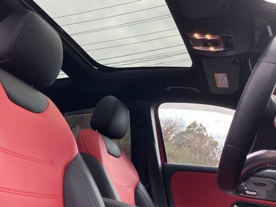 MERCEDES-BENZ GLA - 8