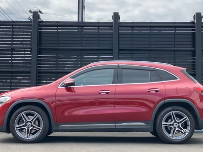 MERCEDES-BENZ GLA - 3