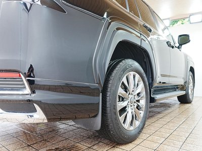 صورة مصغرة 69 لـ 2023 Toyota LAND CRUISER 300