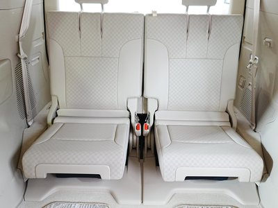 صورة مصغرة 56 لـ 2023 Toyota LAND CRUISER 300