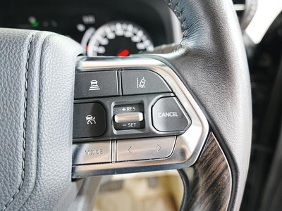 صورة مصغرة 24 لـ 2023 Toyota LAND CRUISER 300