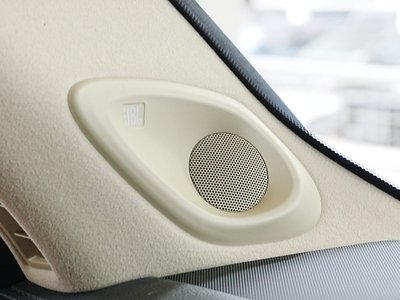 صورة مصغرة 38 لـ 2023 Toyota LAND CRUISER 300