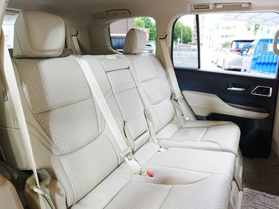 صورة مصغرة 51 لـ 2023 Toyota LAND CRUISER 300
