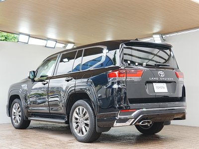 صورة مصغرة 80 لـ 2023 Toyota LAND CRUISER 300