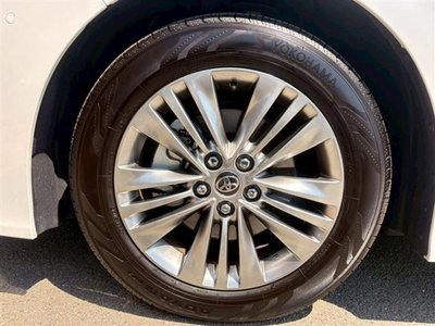 TOYOTA ALPHARD - 9