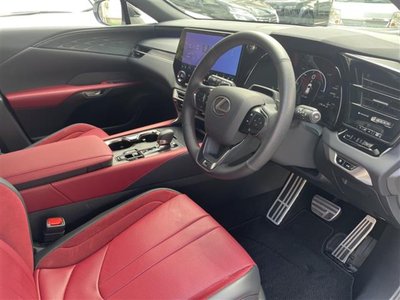صورة مصغرة 11 لـ 2025 Lexus RX