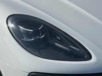 صورة 7 لـ 2020 Porsche MACAN