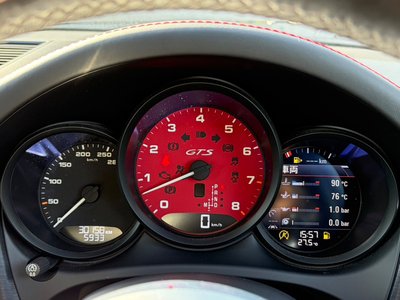 صورة مصغرة 32 لـ 2020 Porsche MACAN