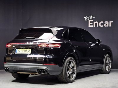 PORSCHE CAYENNE - 3