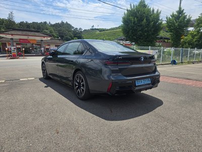 BMW I7 - 3