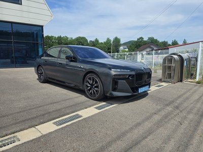 BMW I7 - 8