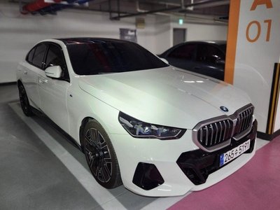 BMW 5 SERIES - 2